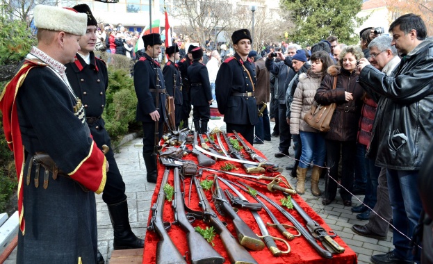 Оръжие от Руско-Турската война показаха във Велико Търново