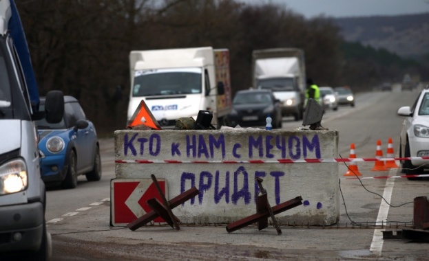 Кметът на Севастопол ще се срещне с роднини на военните, блокирани в щаба на ВМС на Украйна