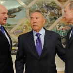 Путин обсъди кризисната ситуация в Украйна с Назарбаев и Лукашенко