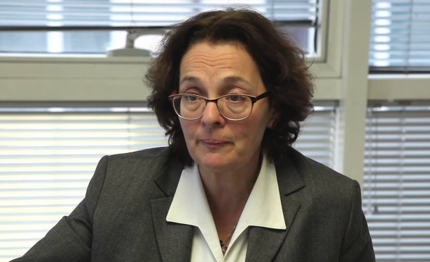 Служебният кабинет форсира дебата за бюджета което не означава че