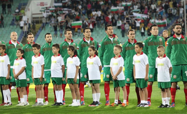 Националите поставят началото на подготовката си за европейските квалификации