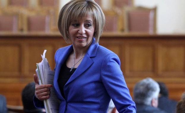 Манолова: По отношение на Изборния кодекс аз бях слуга на гражданите