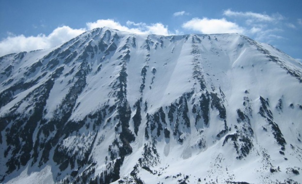 Убитият от лавина младеж под връх Тодорка е бил опитен скиор