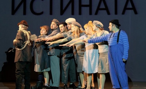 „Професия Лъжец" на Теди Москов натурне в София и Пловдив