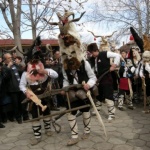 Кукерски фестивал на Великден в Елешница