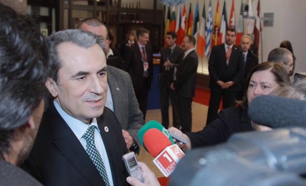 Пламен Орешарски: Важно е Европейският съвет да постигне единна позиция относно Украйна