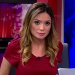 Журналистка от RT подаде оставка в ефир заради политиката на Кремъл в Украйна (видео)