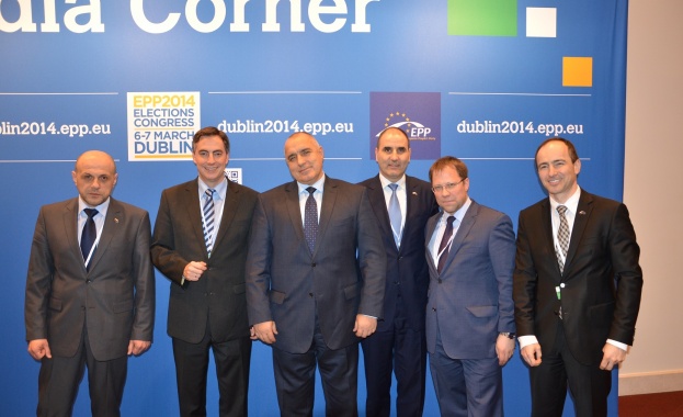 Дейвид Макалистър: ГЕРБ върна доверието на Брюксел