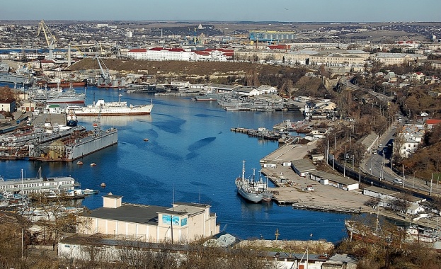 И Севастопол поиска да се присъедини към Русия