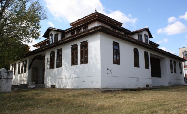 Протести и засилена охрана по време на делото на Мюфтийството за музея във Видин