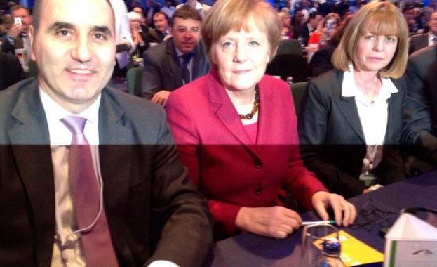 Меркел наруши протокола, за седне до Цветанов, подкрепи ГЕРБ за евроизборите