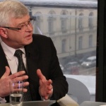 Кирил Ананиев хвърли вината за източването на болниците във Враца и Ловеч у медиците