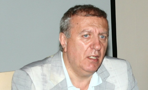 Александър Томов: Чист съм, не съм откраднал 2 лева