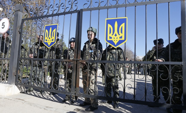 Наблюдателите от ОССЕ с нов опит да влязат в Крим