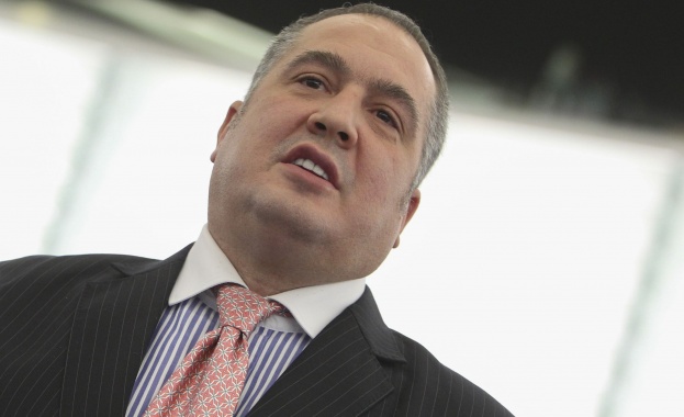 Слави Бинев: Ще съдя Волен Сидеров