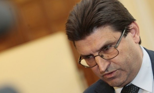 БОРКОР: Политиците да декларират емоционалната си обвързаност