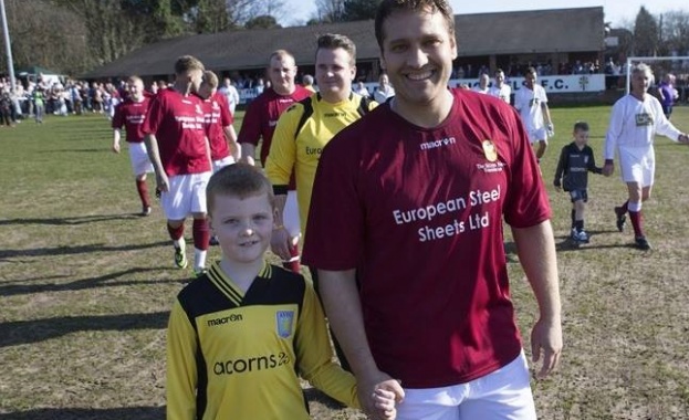 Стилиян Петров отново на терена