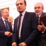 Свири, харМонико, свири...