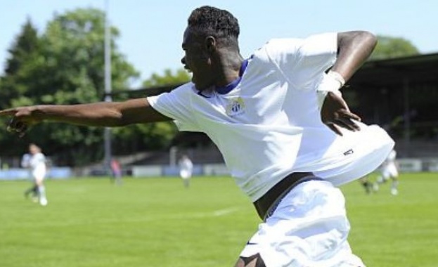 Манчестър Юнайтед се прицели в 16-годишен халф на Цюрих