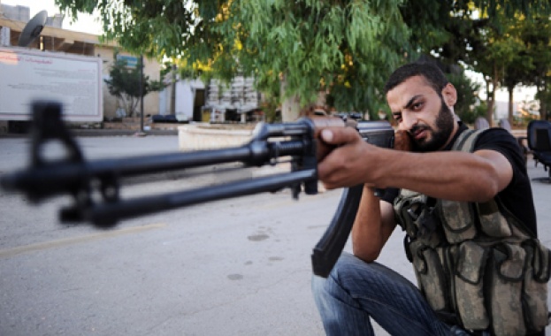 Въоръжени нападнаха автомобил в Турция, има жертви 