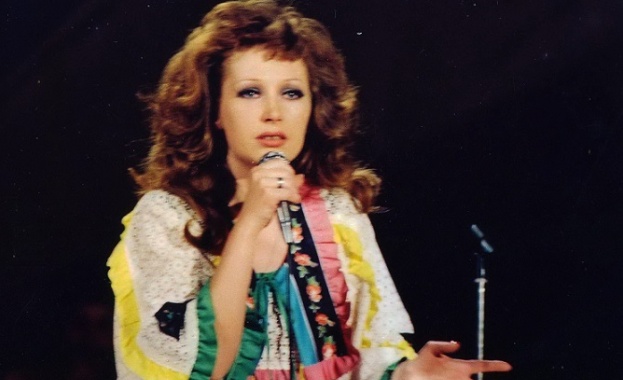 Ретро фотоси и една вечна история с Алла Пугачова