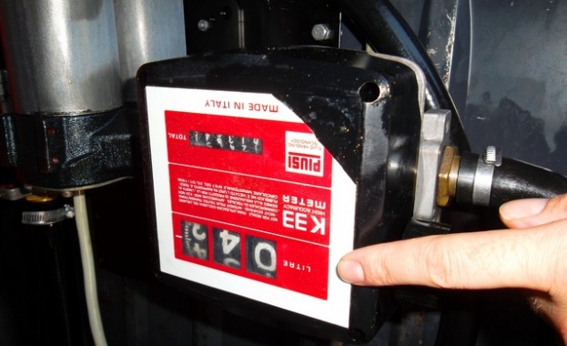 В Казичене бе открита нелегална мобилна бензиностанция