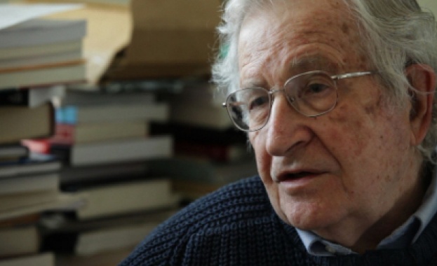 Чомски: САЩ извършиха престъплението на века