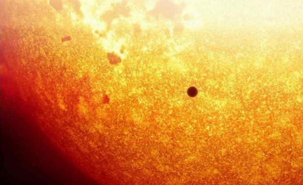 Откриха звезда, милион пъти по-ярка от Слънцето 