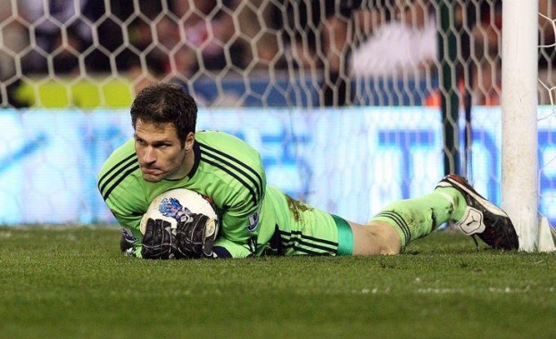 Реал иска босненския вратар на Стоук Сити