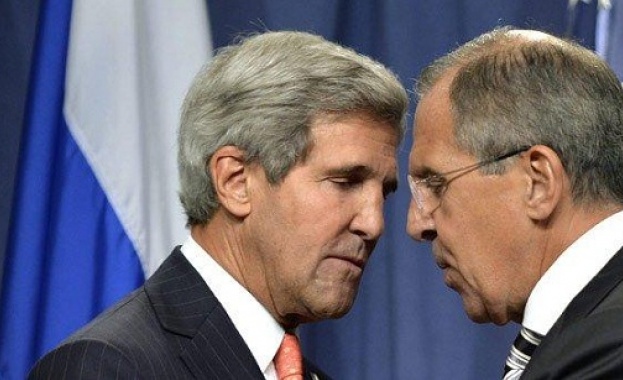 Лавров и Кери обсъдиха урегулирането на кризата в Украйна