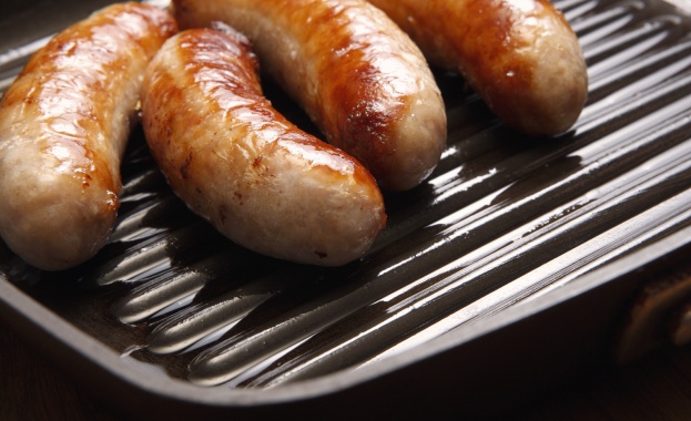 „Зелени инициативи" настоява за проверка за „суха кръв" в колбасите