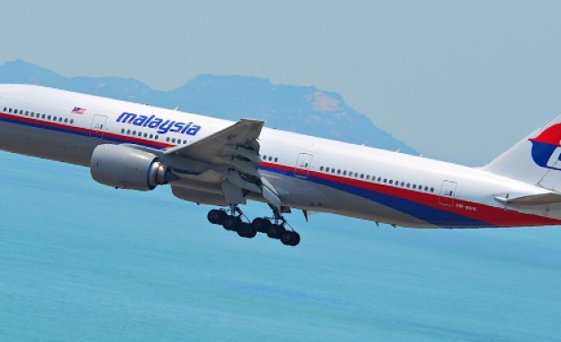 Сателитите засякоха сигнали от изчезналия Boeing