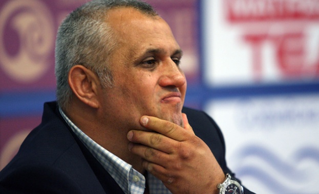 Пламен Стоянов-Дамбовеца: Цветанов е вътре с двата крака