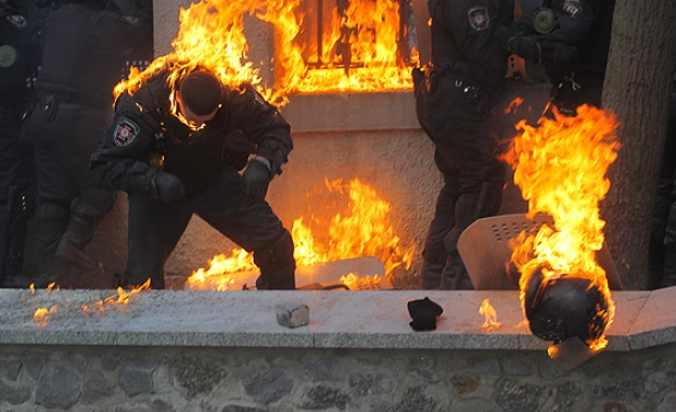 "Handelsblatt": Със снайперистите от Майдана ще се заеме Берлин