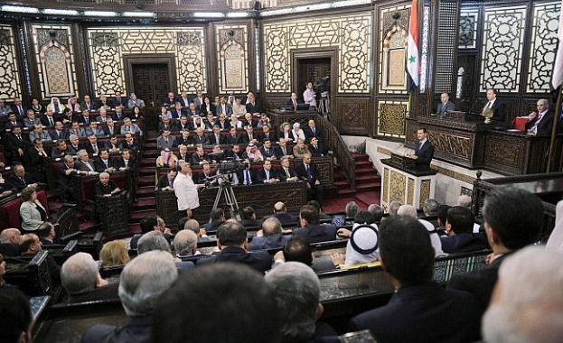 Сирийският парламент одобри нов закон за президентските избори 