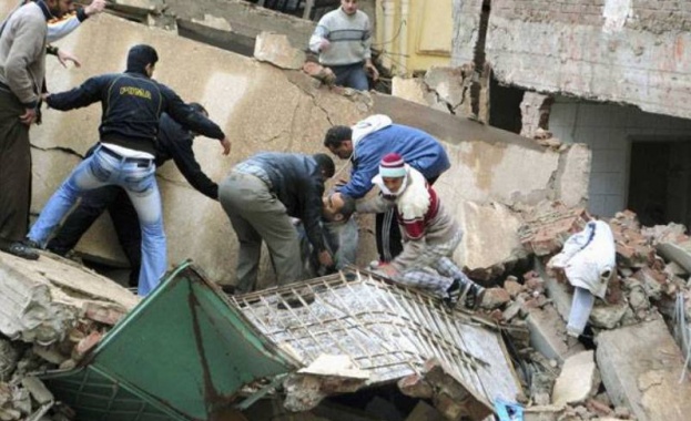 Срина се част от търговски център в Александрия, има загинали 