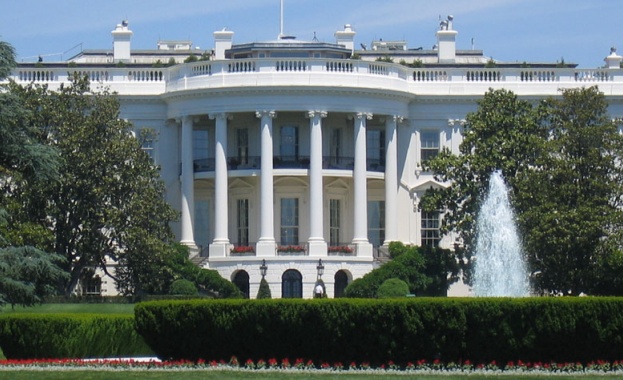 Затвориха Белия дом заради бомбена заплаха