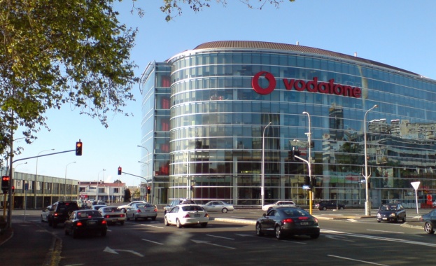 Vodafone купува испански оператор в сделка за $10 милиарда