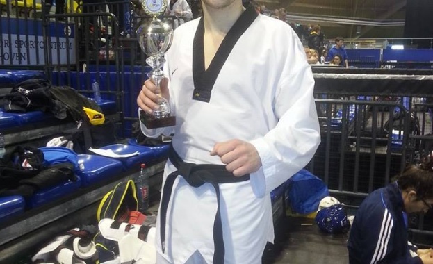 Теодор Георгиев  с бронз от Откритото първенство на Холандия по таекуондо  