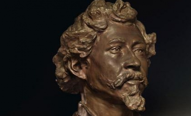 Бронзов бюст на рускиs художник Иля Репин на търга за над 100 хил. долара 