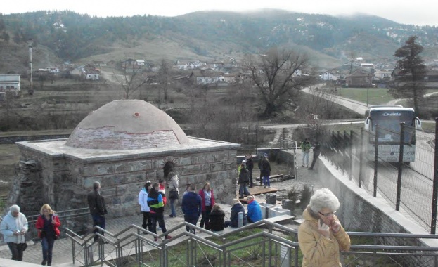 Разлог показва забележителностите си на туроператори от седем държави