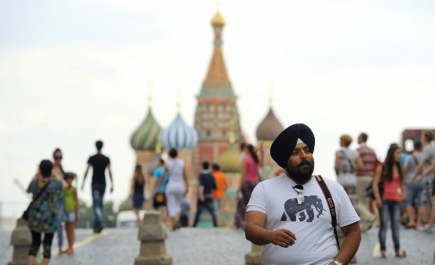 Одобрен е законопроекта за опростяване на руски визи за чужденци