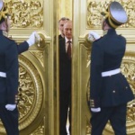 Като какъв ще влезе 18 март в руските учебници по история