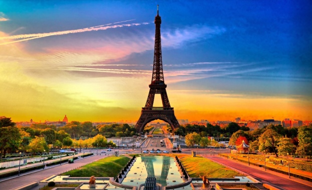 Франция регистрира рекорден наплив на чуждестранни туристи