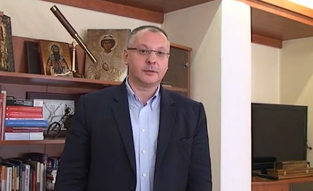 Станишев: Украйна отново ни раздели на "фили" и "фоби"