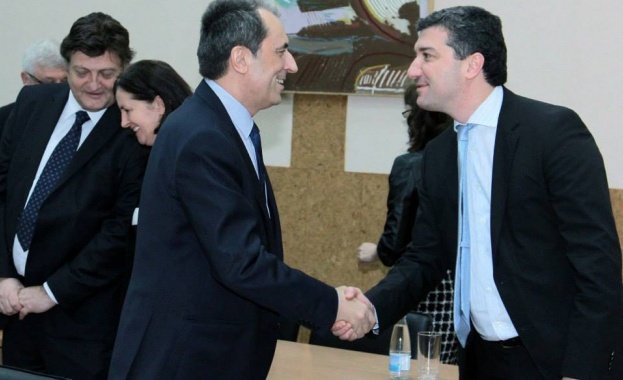 Стойнев: Целта ни е скоро да започнем работа по интерконекторната връзка с Гърция