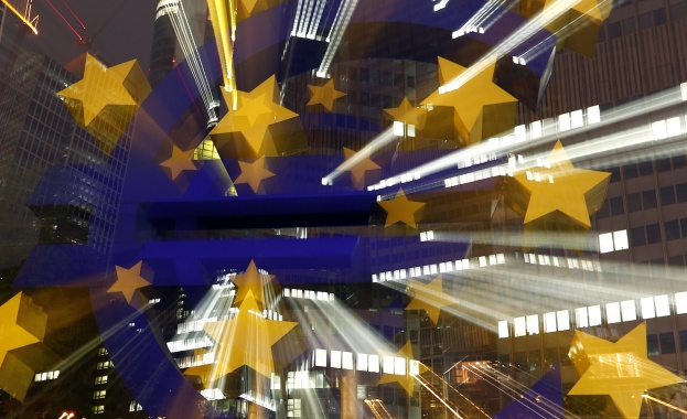 Влизане в Еврозоната ще донесе по-ниски лихви на кредите, обявиха евродепутати