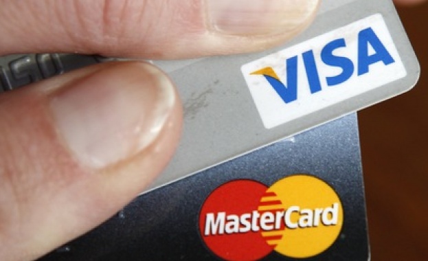 VISA и MasterCard блокираха картови транзакции в руски банки