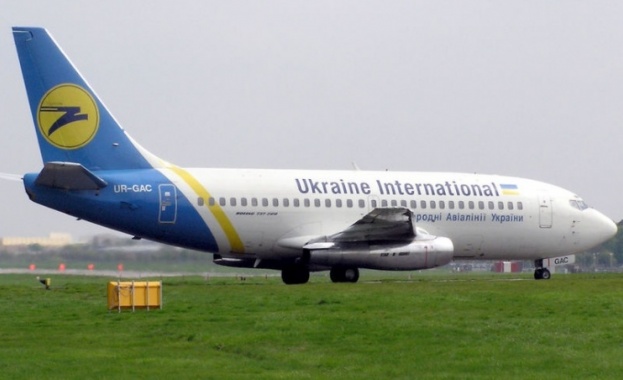  Международните авиолинии на Украйна отмениха всички полети до Симферопол