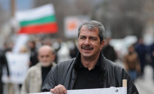 Евгений Михайлов: Липсва памет за хората на площадите и надеждата в очите им